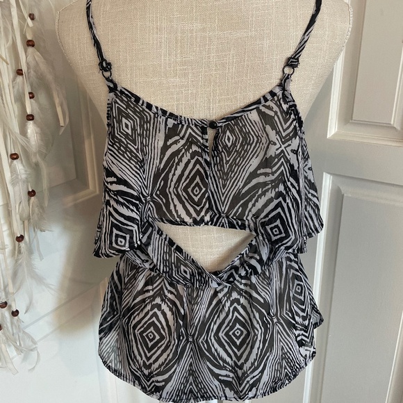 Charlotte Russe Sheer Zebra Print Cami Blouse with Adjustable Straps – Size M - Picture 5 of 15
